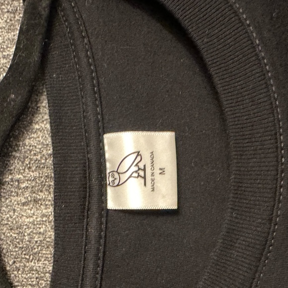 OVO October's Very Own Member  Black Shirt Gold Owl Logo Drake Size M - Picture 2 of 3